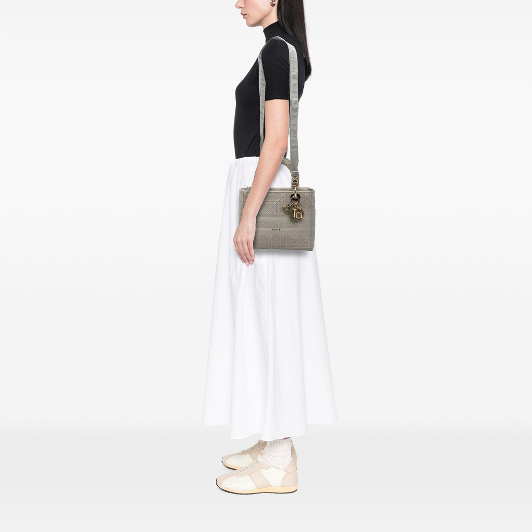 Dior Medium brodé Toile Cannage Lady D Lite