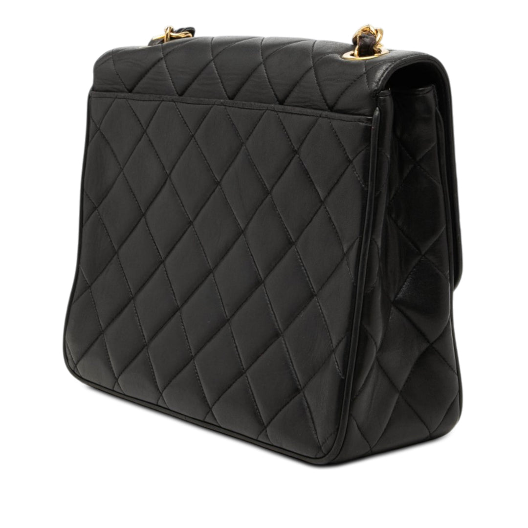Chanel XL CC Matelassé Cuir d’agneau Square Simple rabat
