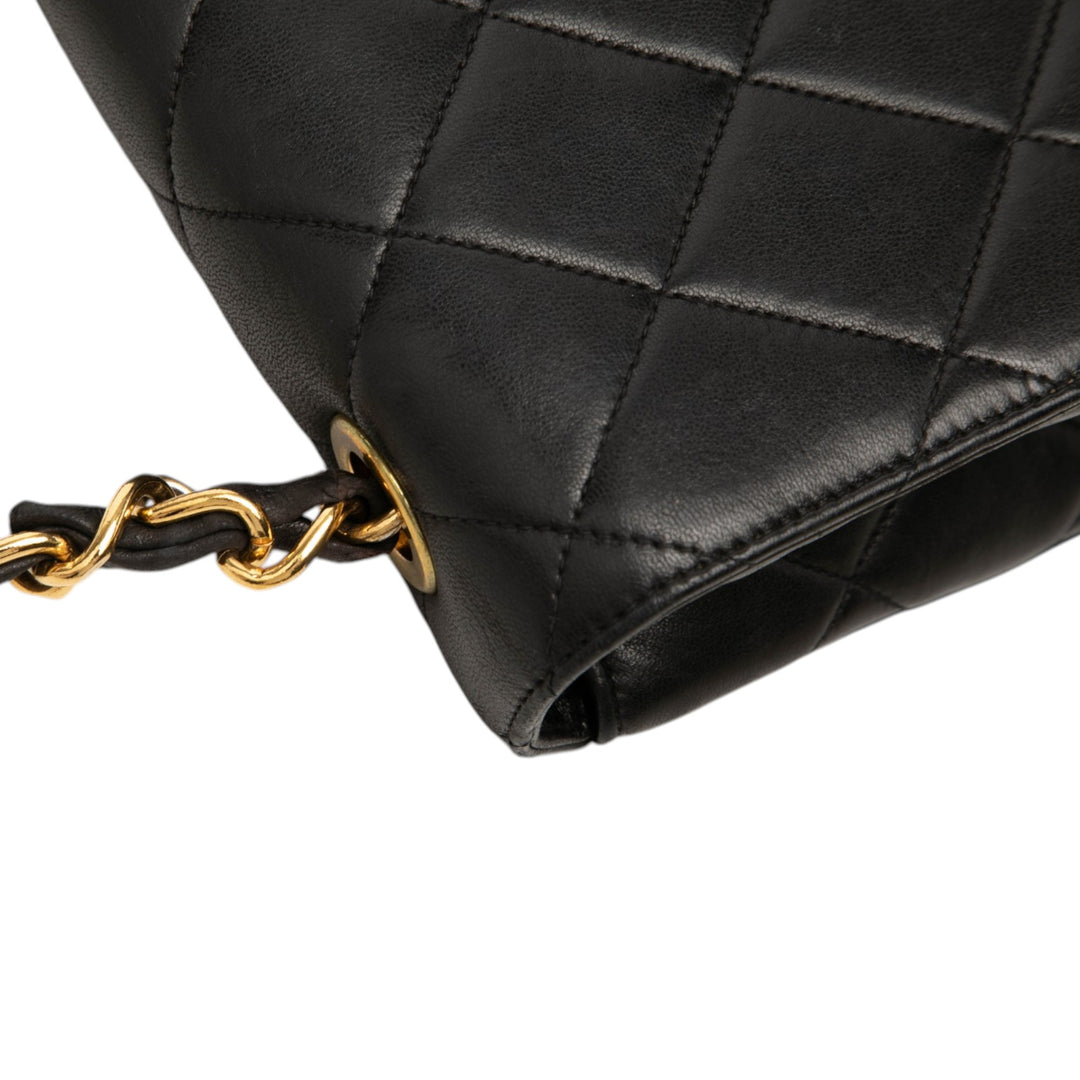 Chanel XL CC Matelassé Cuir d’agneau Square Simple rabat