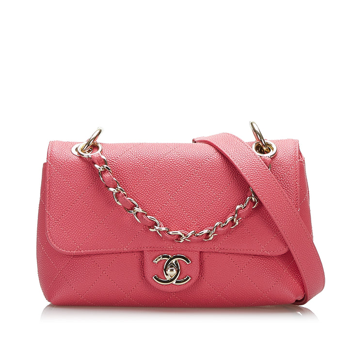 Chanel City Walk Cuir caviar