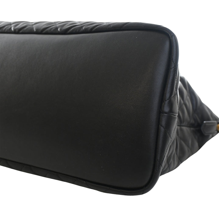Saint Laurent Matelassé Cuir de veau Monogram ES Giant Sac de voyage