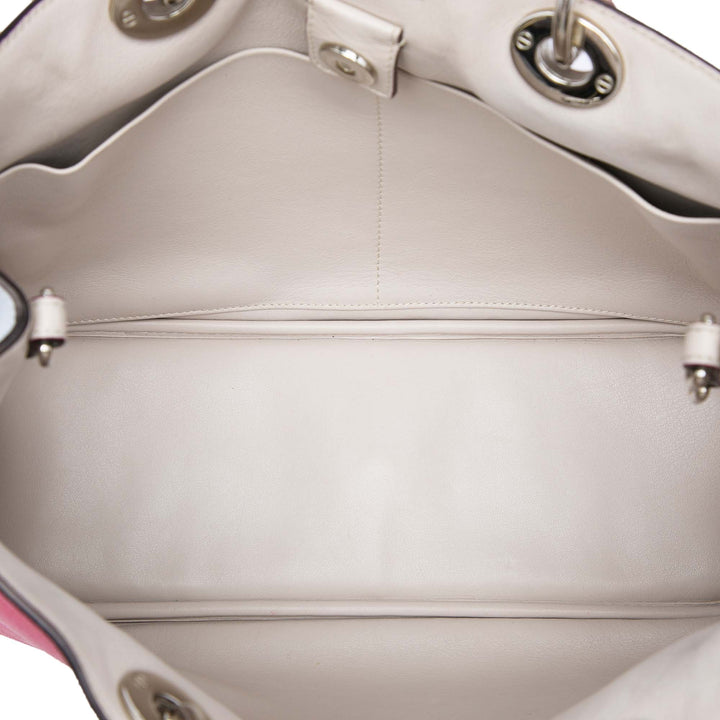 Dior Tricolore Diorissimo Cabas Moyen Cuir de veau Rose – vue 4 – GABY PARIS