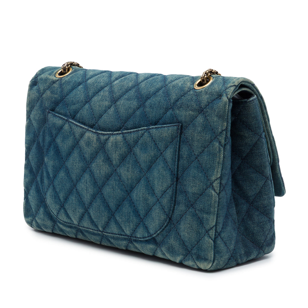 Chanel Matelassé Reissue 2.55 Double rabat 227 Jean Bleu – vue 2 – GABY PARIS