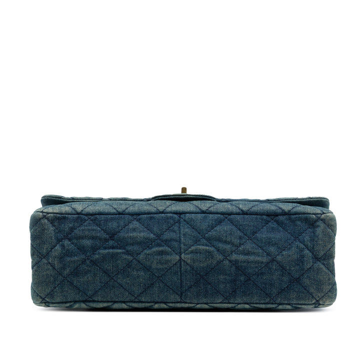 Chanel Matelassé Reissue 2.55 Double rabat 227 Jean Bleu – vue 3 – GABY PARIS