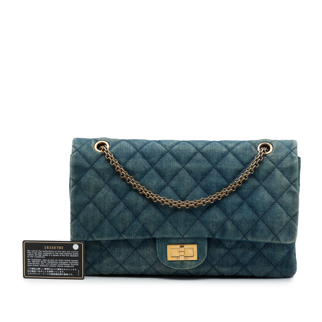 Chanel Matelassé Reissue 2.55 Double rabat 227 Jean Bleu – vue 7 – GABY PARIS