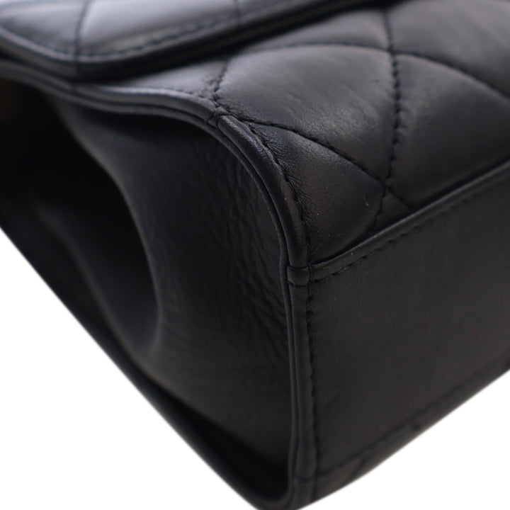 Chanel Mini CC Matelassé Cuir d’agneau Links anse supérieure à rabat