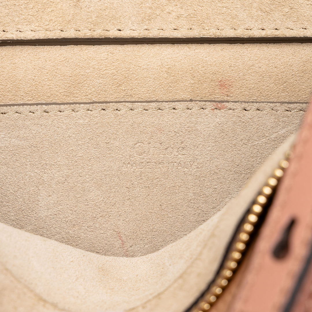 Chloé Sac à main Pixie Petit Cuir de veau Beige – vue 5 – GABY PARIS