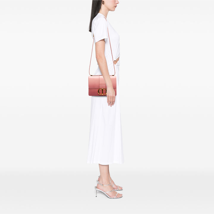 Dior Sac bandoulière Ombre 30 Montaigne boîte Cuir de veau Rose – vue 6 – GABY PARIS