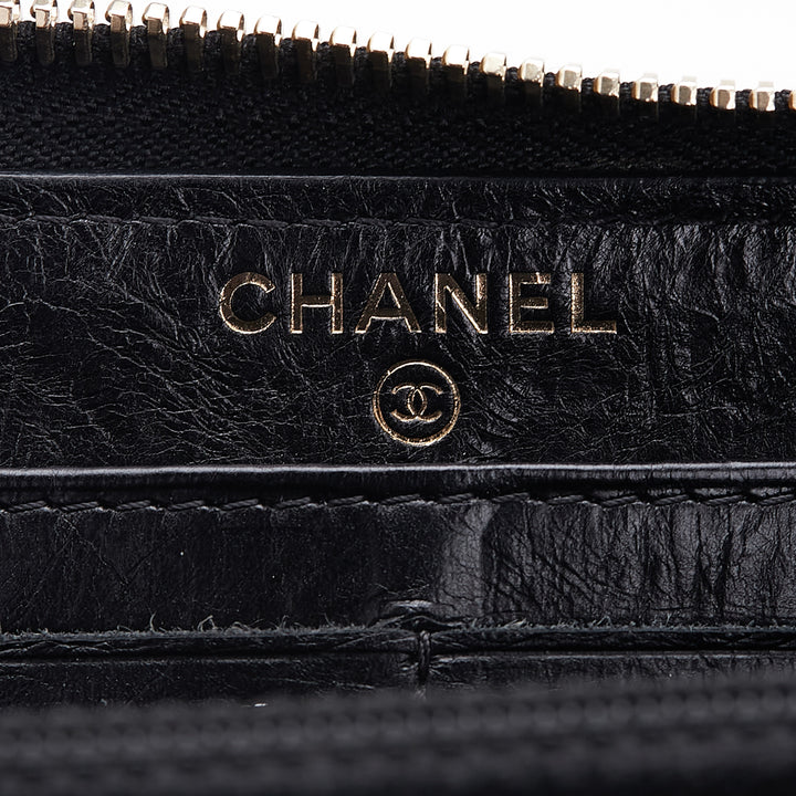 Chanel Reissue 2.55 Quilted Aged Cuir de veau Zip Around Wallet Noir – GABY PARIS Authentique