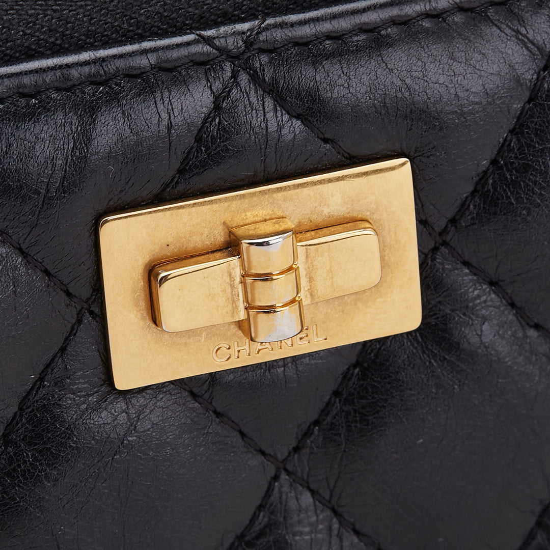 Chanel Reissue 2.55 Quilted Aged Cuir de veau Zip Around Wallet Noir – GABY PARIS Authentique