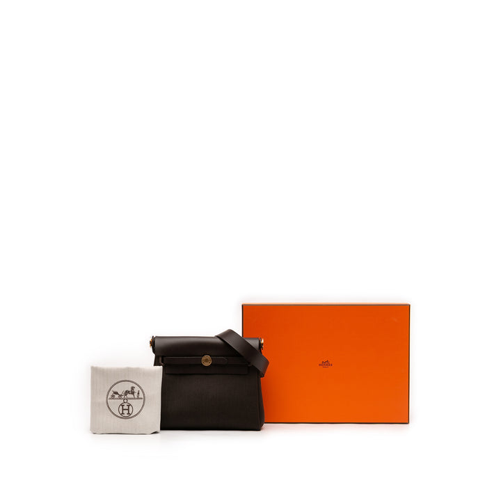 Hermès Military et Vache Hunter Herbag Zippé 20 Tissu