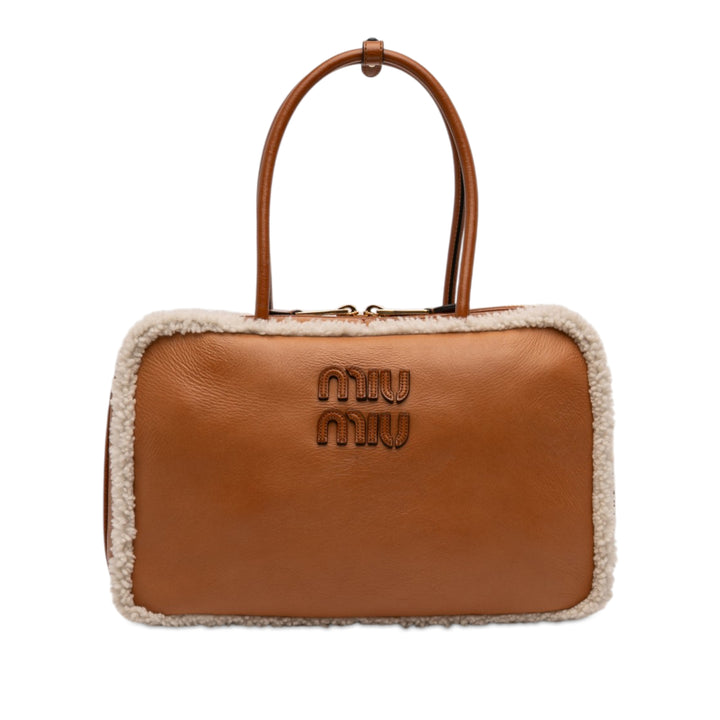 Miu Miu Sac porté épaule Shearling à finitions Logo Beau Grand Cuir de veau Marron – vue principale – GABY PARIS