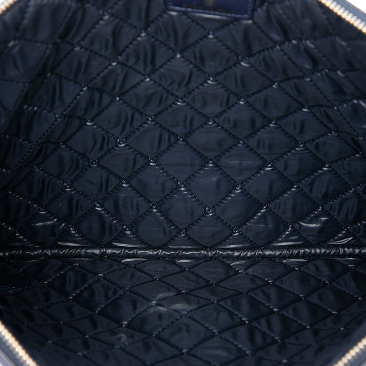 Matelassé O Étui Pochette Grand Cuir caviar Bleu
