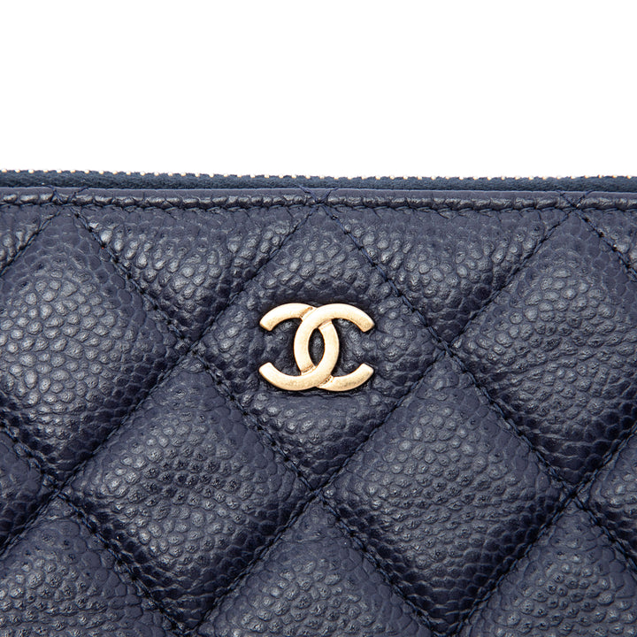Matelassé O Étui Pochette Grand Cuir caviar Bleu
