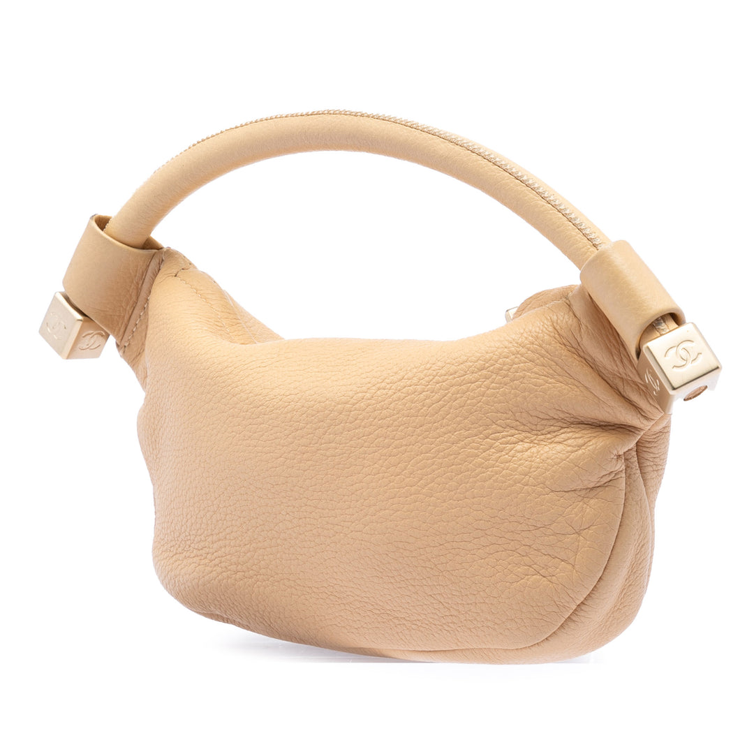 Chanel CC Cuir de veau Pompon Hobo