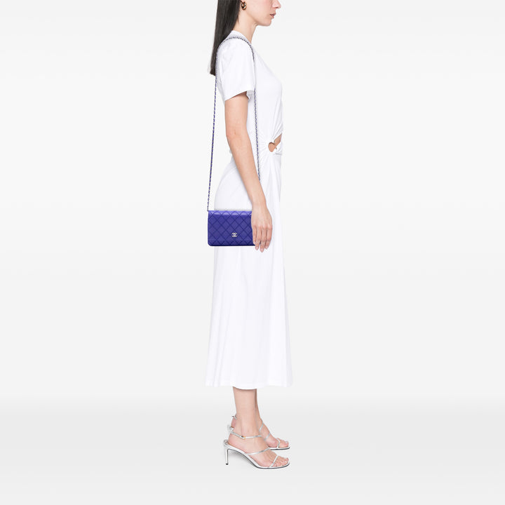 Chanel Sac bandoulière CC Matelassé Fancy Wallet on Chain Cuir de veau Violet – vue 6 – GABY PARIS