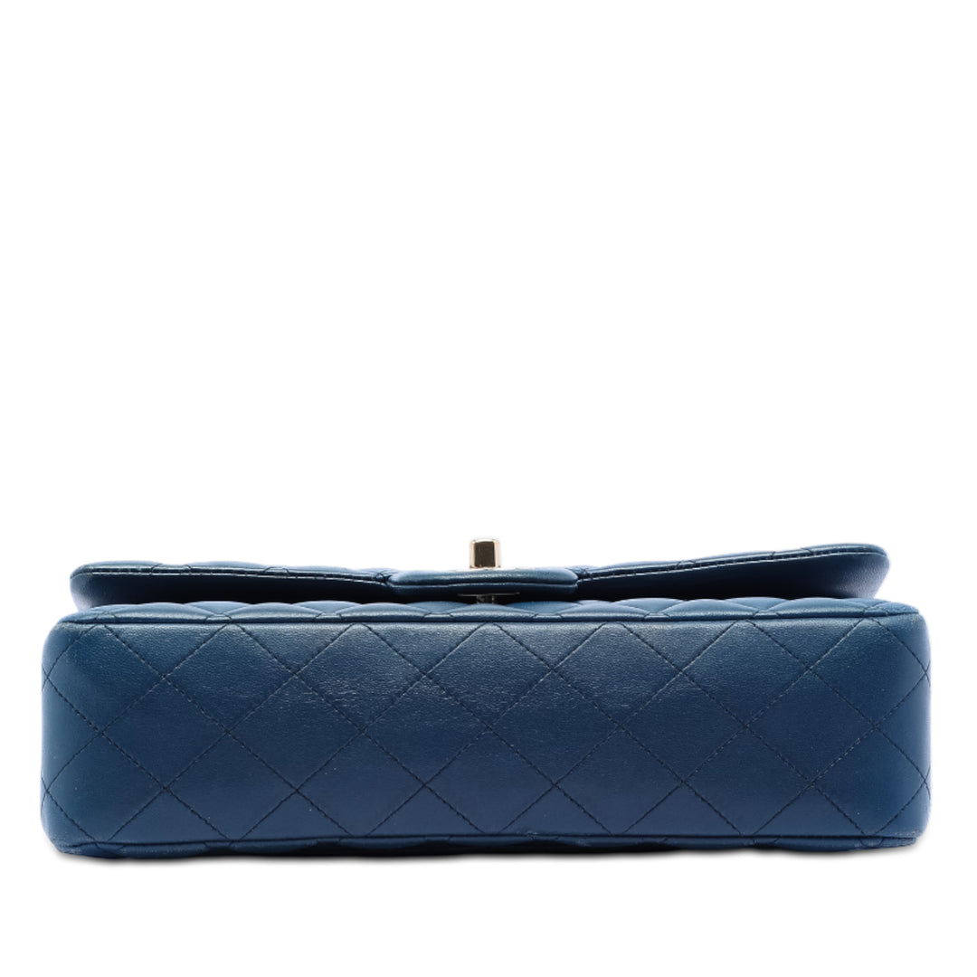 Chanel Medium Classic Cuir d’agneau Double rabat