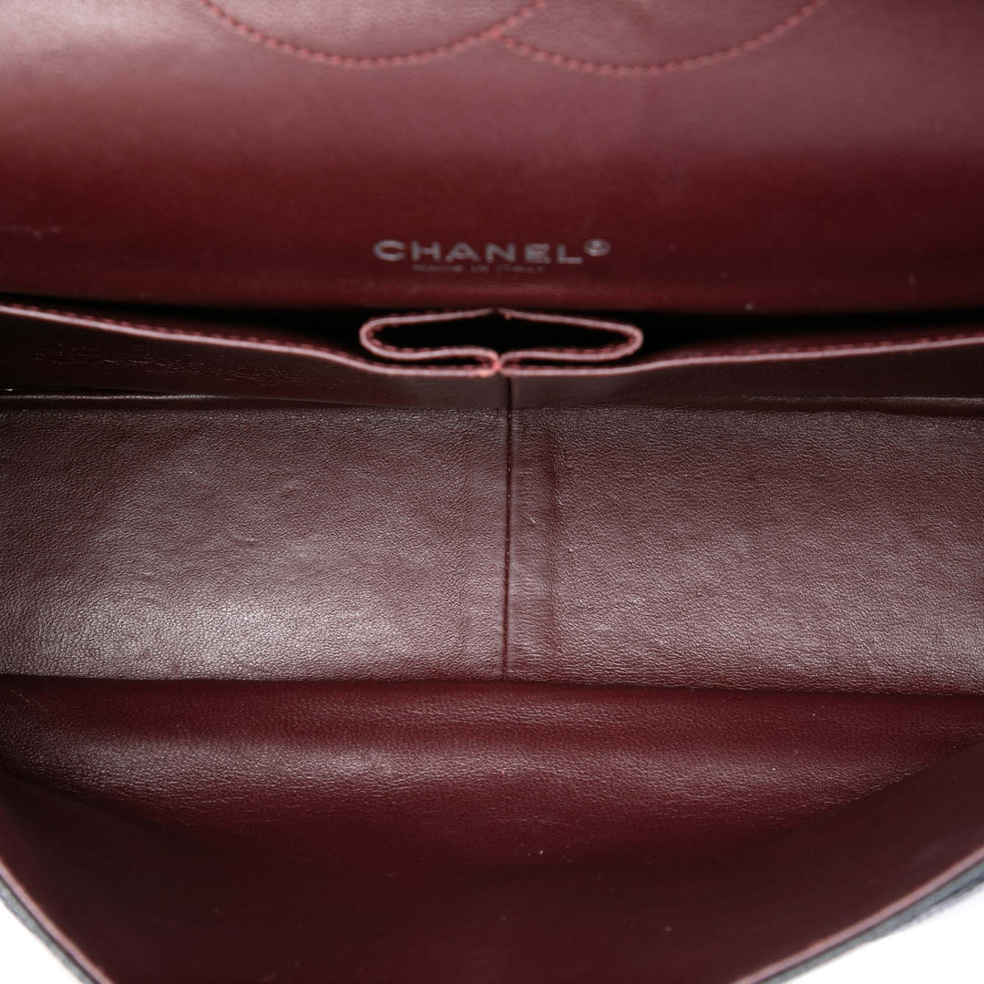 Chanel Classic Double rabat Maxi Cuir caviar Noir – vue 4 – GABY PARIS