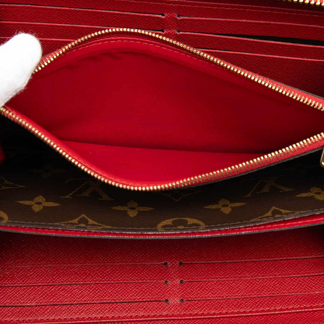 Louis Vuitton Monogram Retiro Zippy Portefeuille