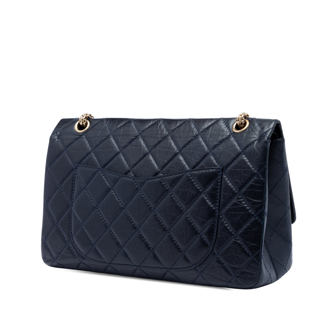 Chanel Matelassé vieilli Reissue 2.55 Double rabat 227 Cuir de veau Bleu – vue 2 – GABY PARIS
