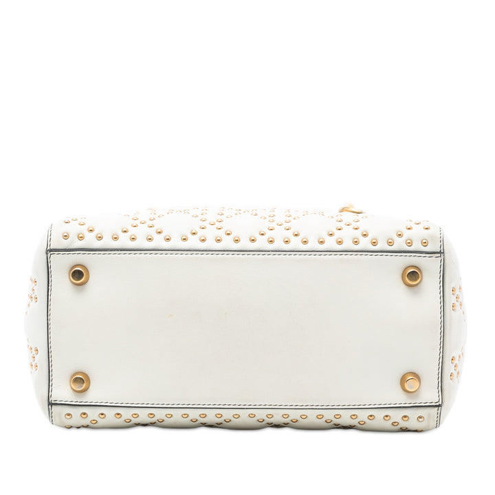 Dior Medium Cuir d’agneau Cannage clouté Supple Lady Dior