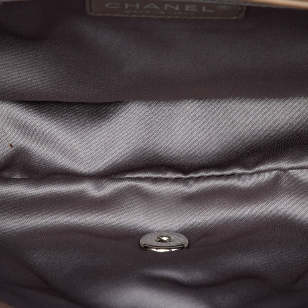 Chanel Medium Matelassé Cuir d'agneau Coco Rain à rabat