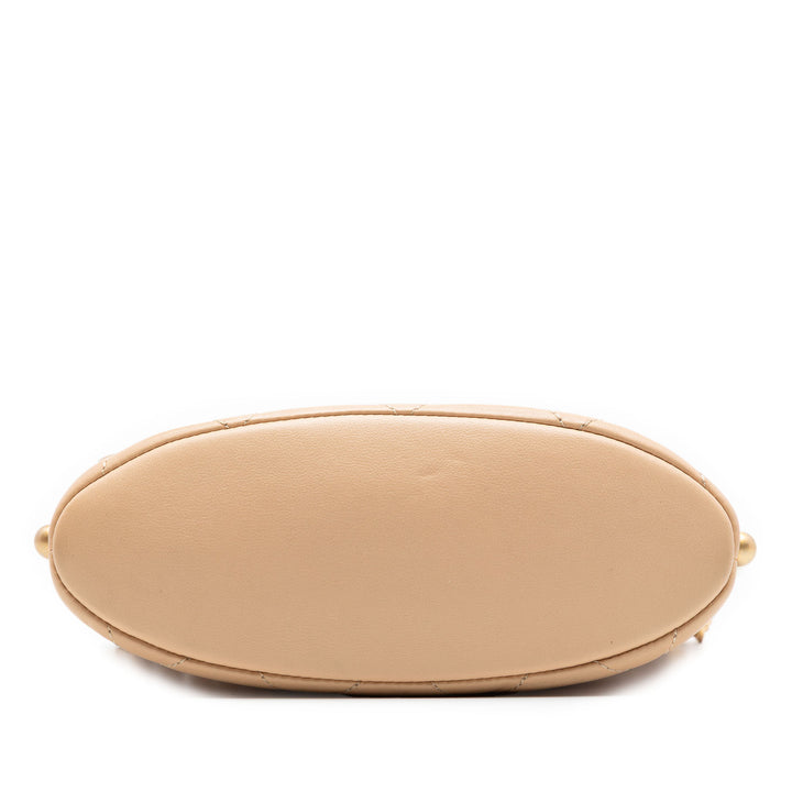 Chanel Small Matelassé Cuir de veau About Perles Hobo