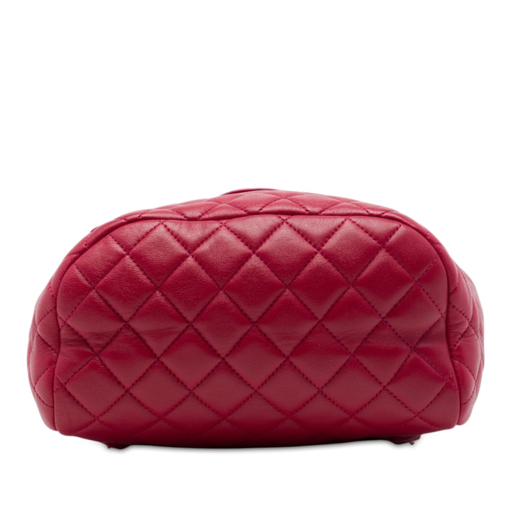 Chanel Matelassé Urban Spirit Sac à dos Mini Cuir d'agneau Rouge – vue 3 – GABY PARIS