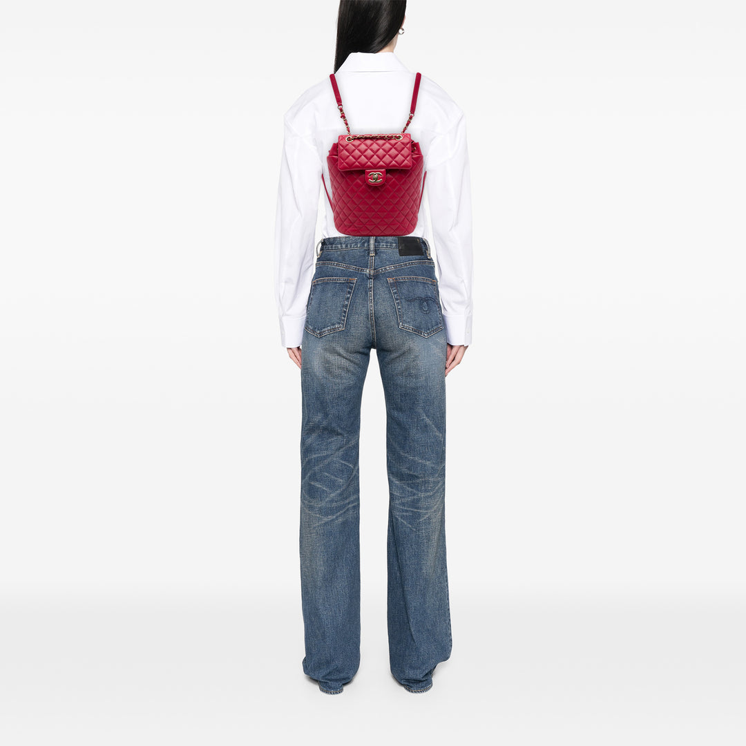 Chanel Matelassé Urban Spirit Sac à dos Mini Cuir d'agneau Rouge – vue 6 – GABY PARIS