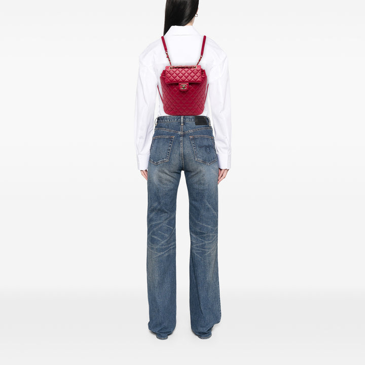 Chanel Matelassé Urban Spirit Sac à dos Mini Cuir d'agneau Rouge – vue 6 – GABY PARIS