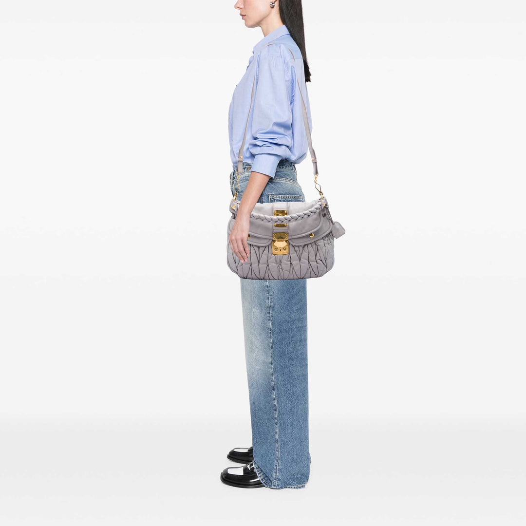 Miu Miu Sac à main Matelasse Coffer nappa Gris – vue 5 – GABY PARIS