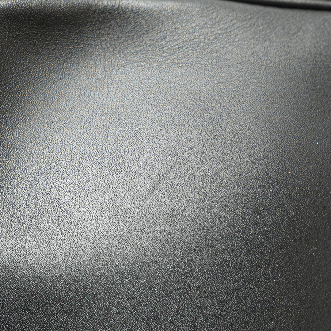 Calfskin Eclipse Pochette Volga Black - Gaby Paris