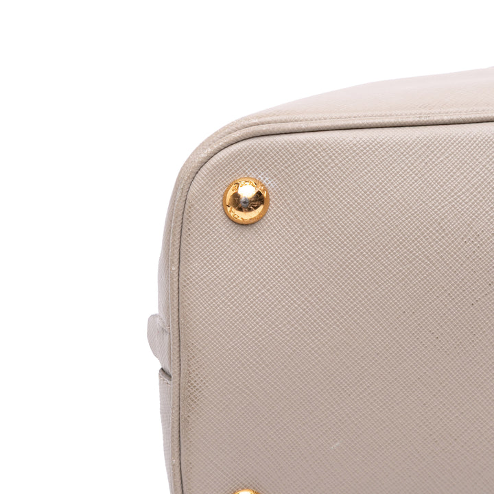Prada Sac à main Bicolore Lux Promenade Saffiano Moyen Gris – vue 10 – GABY PARIS