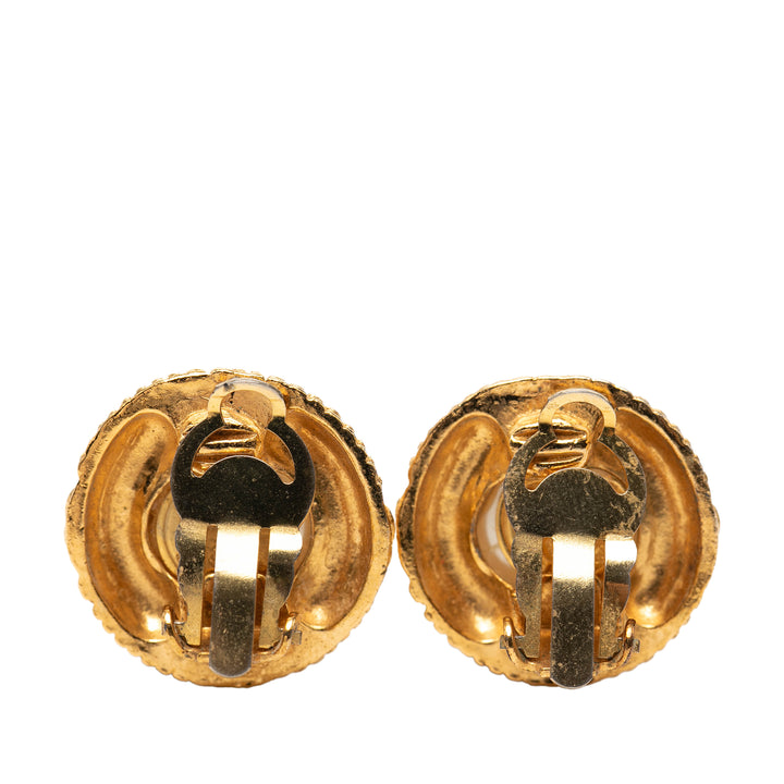 Chanel plaqué Perles fantaisie Clip on Boucles d’oreilles – GABY PARIS Authentique