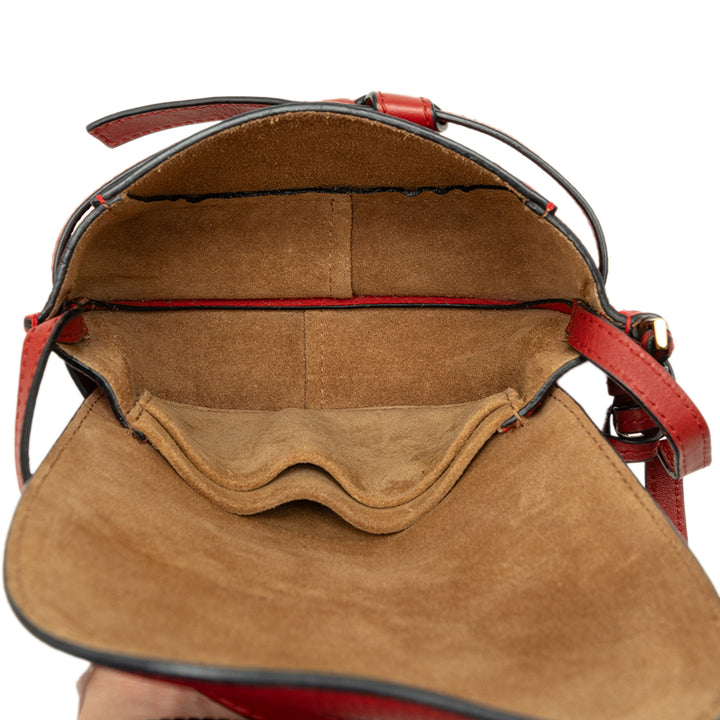 LOEWE Sac bandoulière Bicolore grainé Gate Mini Cuir de veau grainé Rouge – vue 4 – GABY PARIS