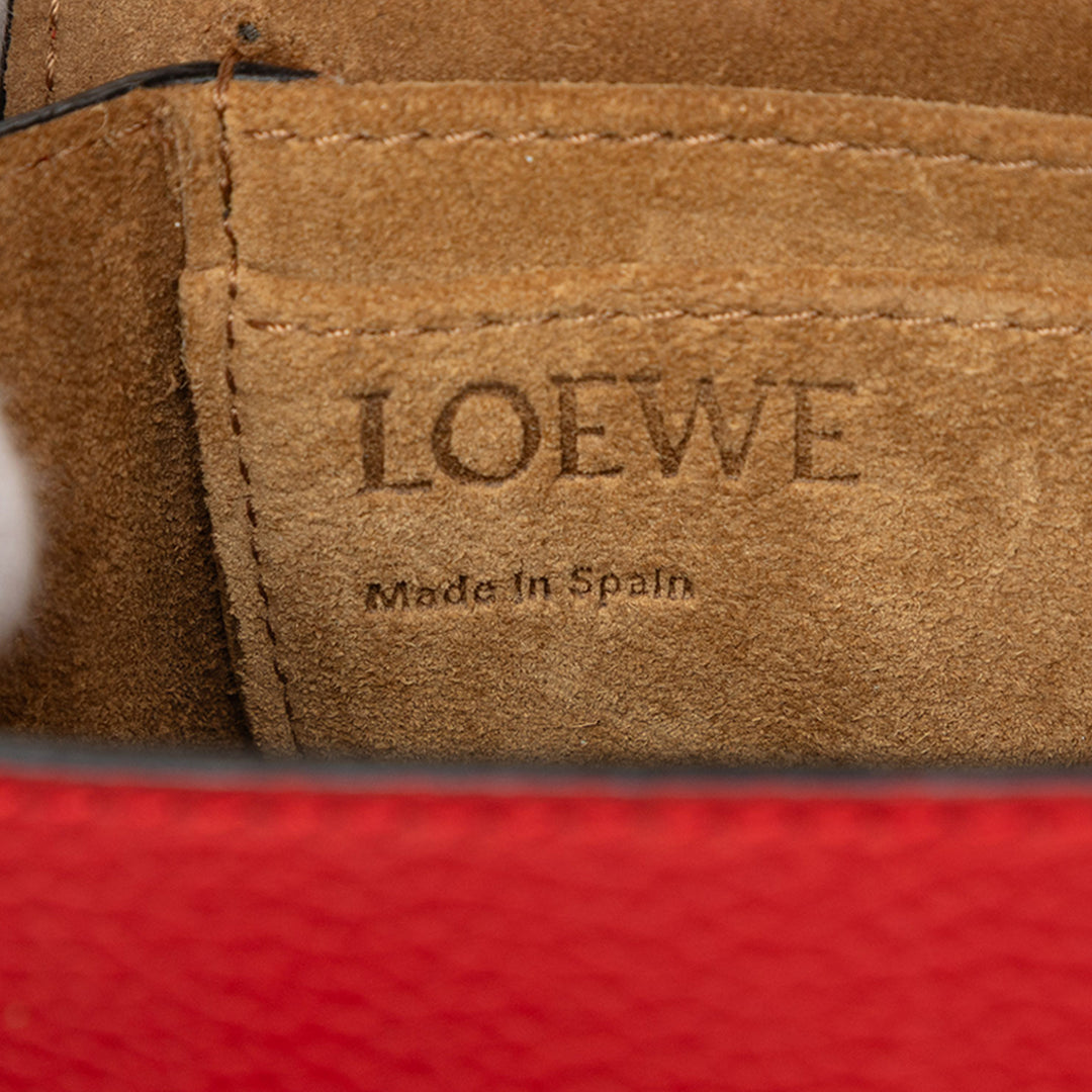 LOEWE Sac bandoulière Bicolore grainé Gate Mini Cuir de veau grainé Rouge – vue 5 – GABY PARIS