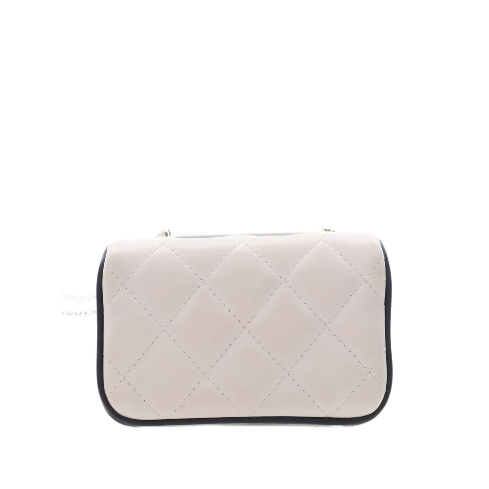 Chanel Pochette Matelassé Resin CC à rabat avec chaîne Cuir d'agneau Blanc – vue 2 – GABY PARIS