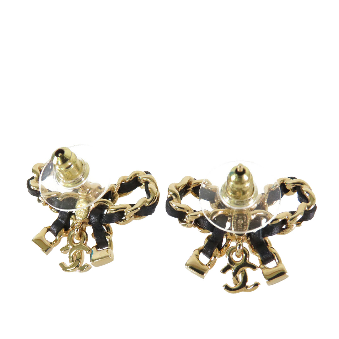 Chanel CC Cuir Woven plaqué Bow Boucles d’oreilles