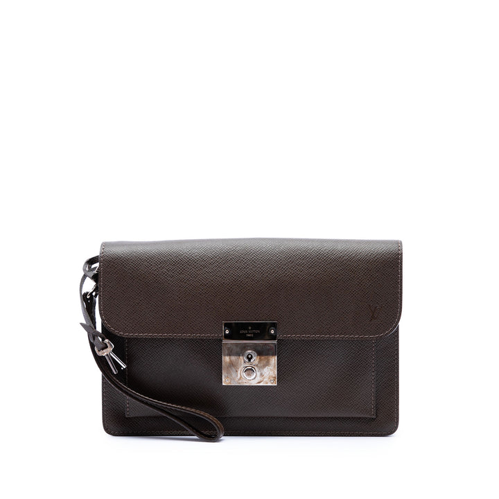 Louis Vuitton Taiga Belaia Pochette