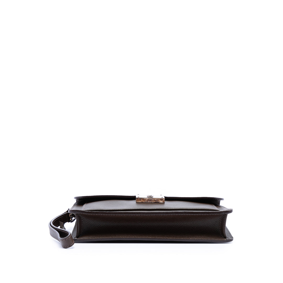 Louis Vuitton Taiga Belaia Pochette