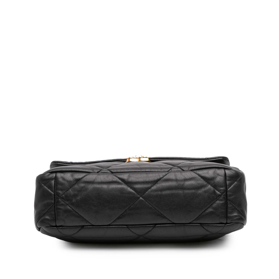 Chanel 19 à rabat Grand Cuir d'agneau Noir – vue 3 – GABY PARIS