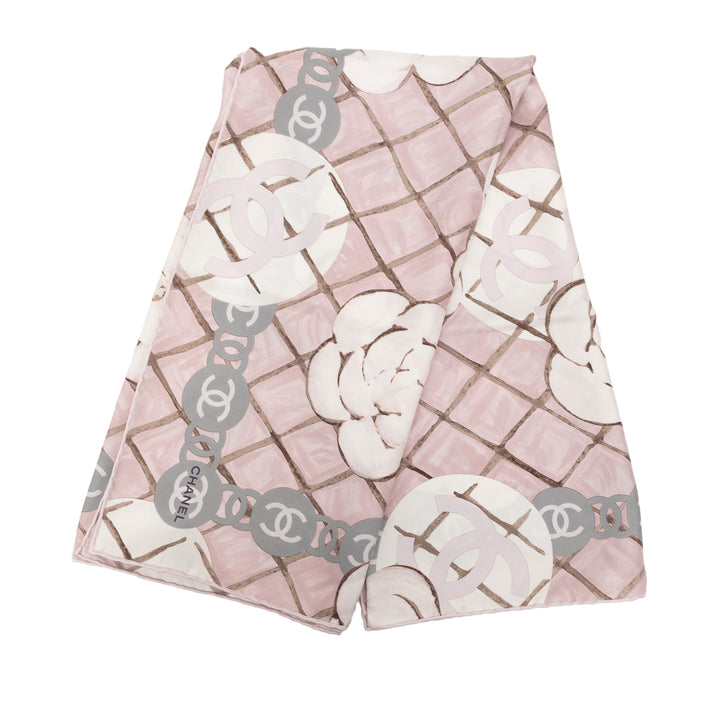Chanel CC Camellia et Matelassé Printed Soie Foulard 90