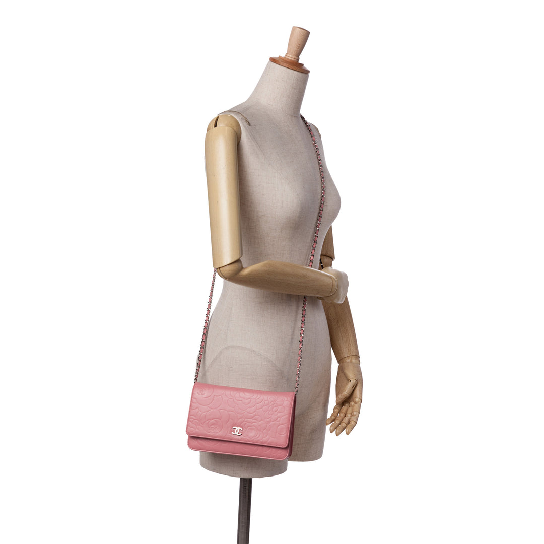 Embossed Lambskin Camellia Wallet On Chain Pink - Gaby Paris