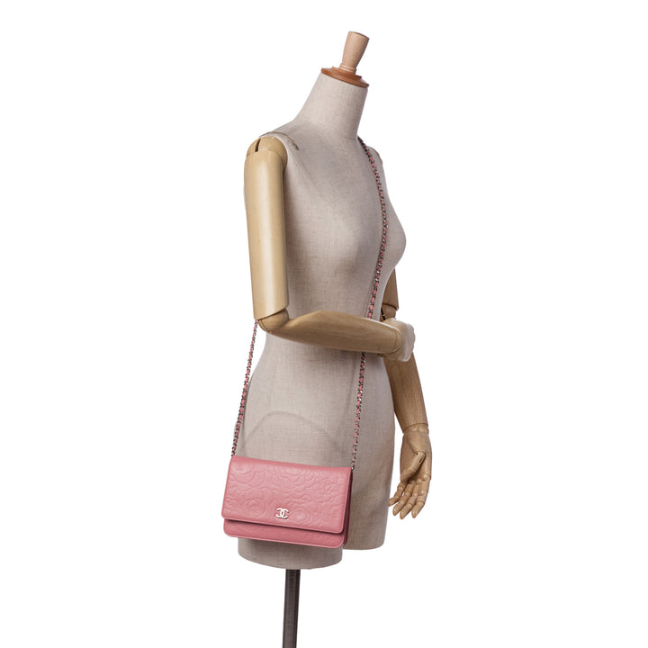 Embossed Lambskin Camellia Wallet On Chain Pink - Gaby Paris