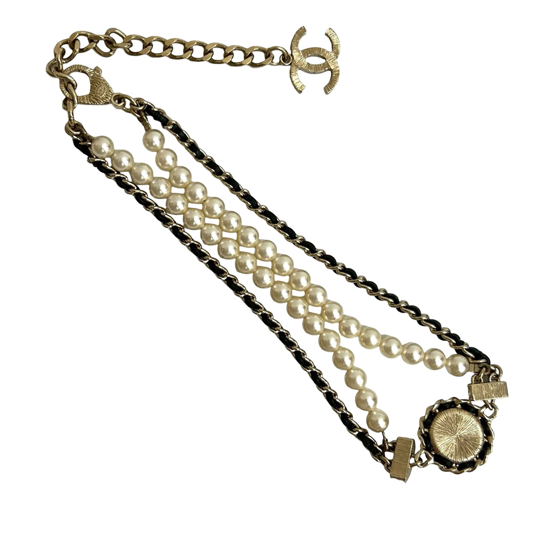 Chanel CC plaqué Perles fantaisie et Rhinestone Medallion Chain Collier