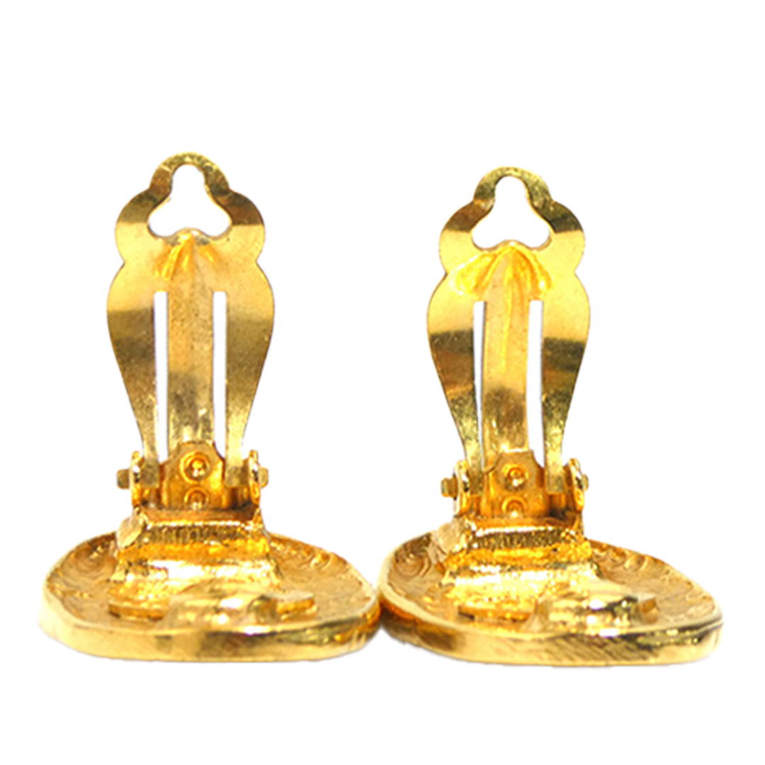 Chanel CC plaqué Crown Ovale À clip Boucles d'oreilles Doré – vue 6 – GABY PARIS