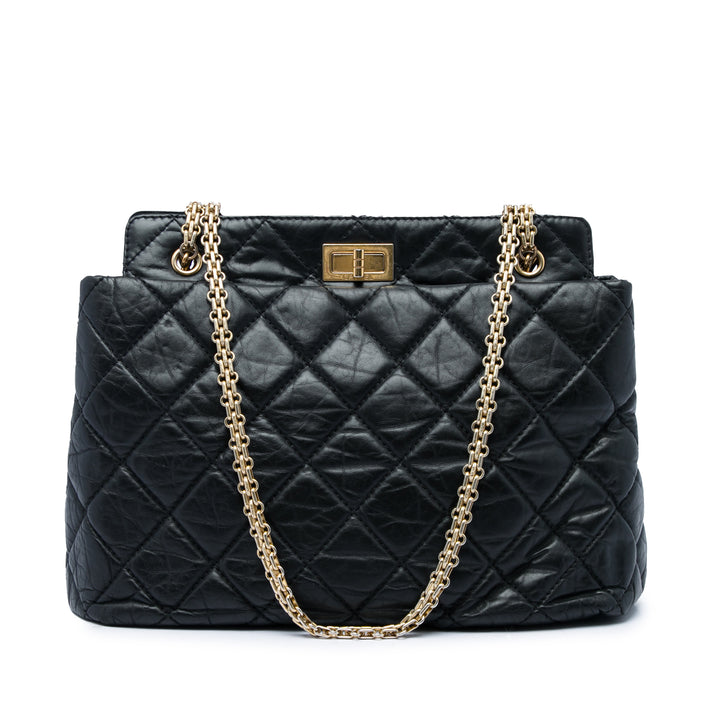 Chanel Matelassé vieilli Reissue 2.55 Cabas Moyen Cuir de veau Noir – vue principale – GABY PARIS
