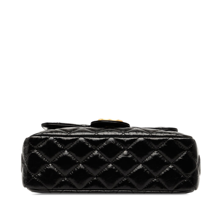 Chanel Medium Shiny Crumpled Cuir de veau Wavy CC Hobo Noir