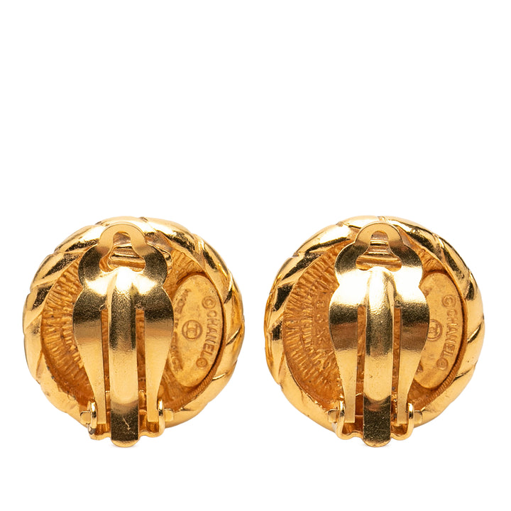Chanel CC plaqué Bouton À clip Boucles d'oreilles Doré