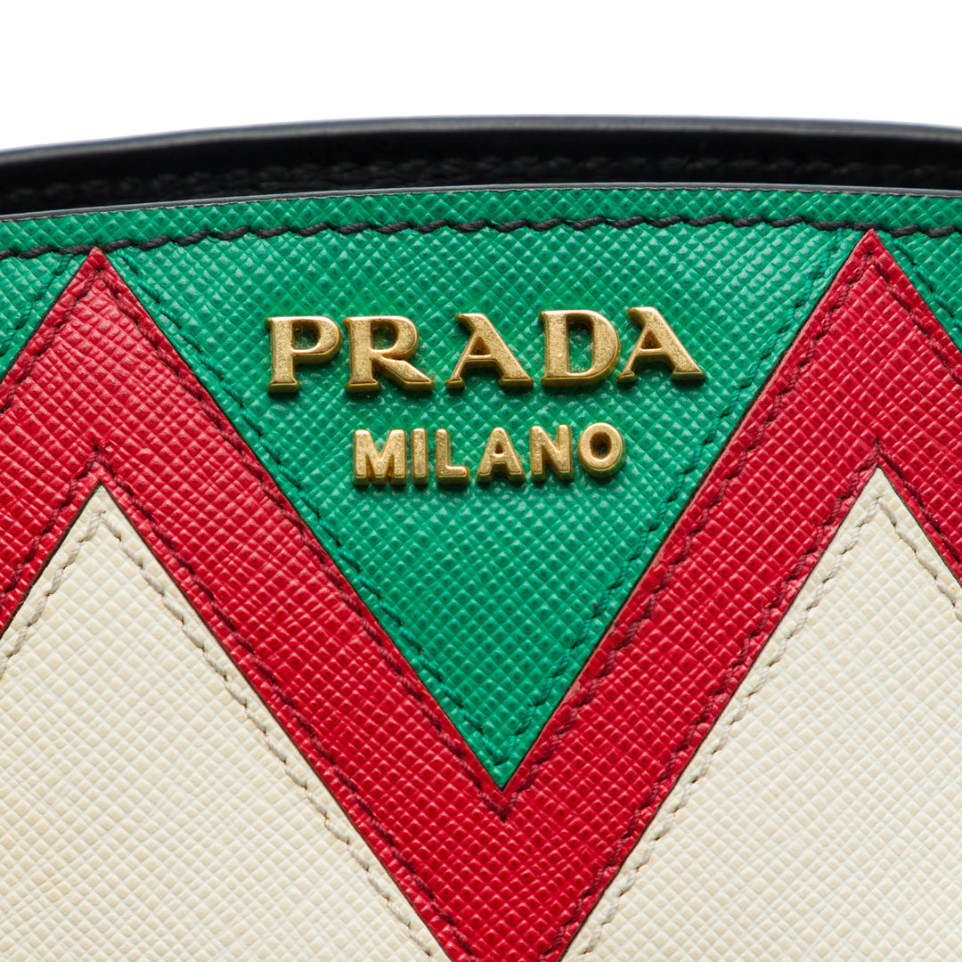 Prada à finitions City Veau Greca Esplanade Sac Petit Saffiano Noir – vue 5 – GABY PARIS